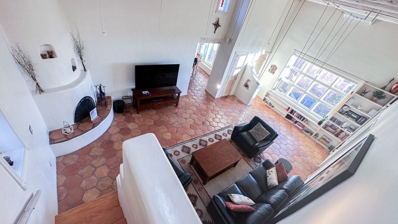 Photo of Livingroom in Northeast Santa Fe