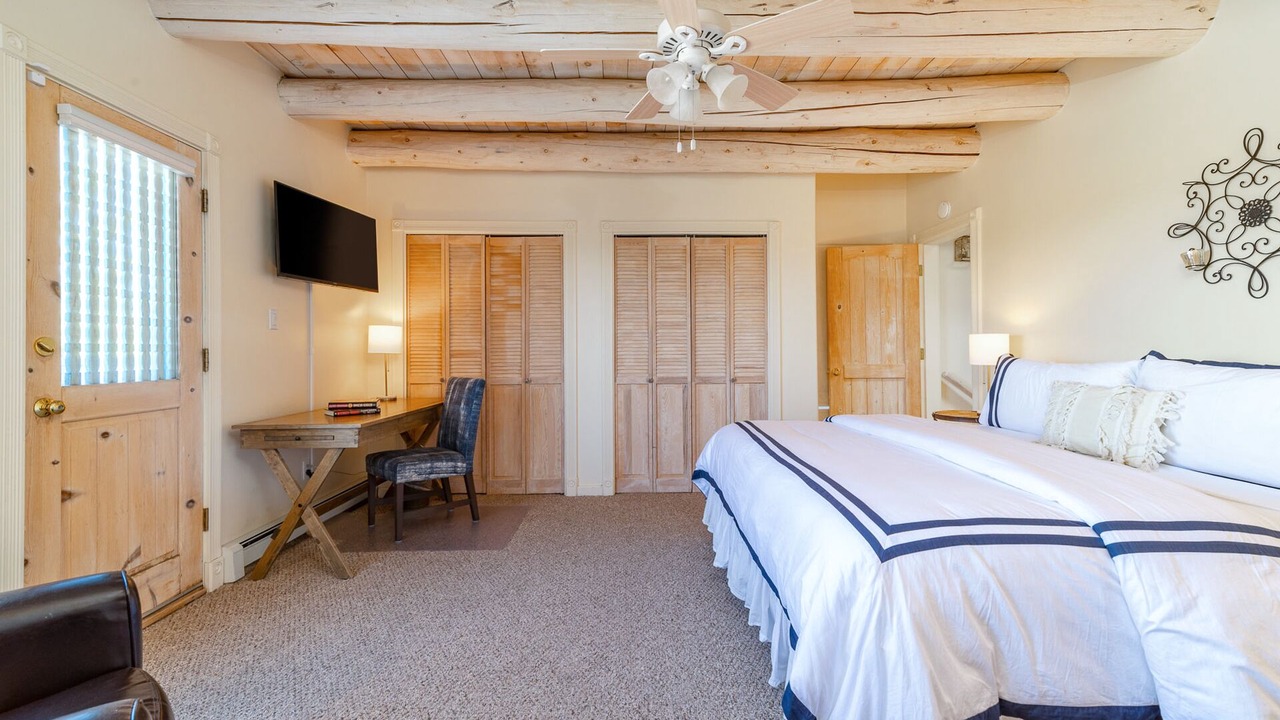 Photo of Bedroom in Northeast Santa Fe