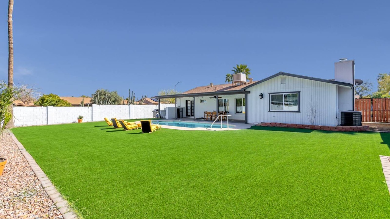 Photo of Outdoor in Paradise Valley Village