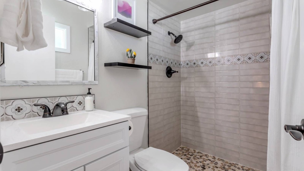 Photo of Bathroom in Paradise Valley Village