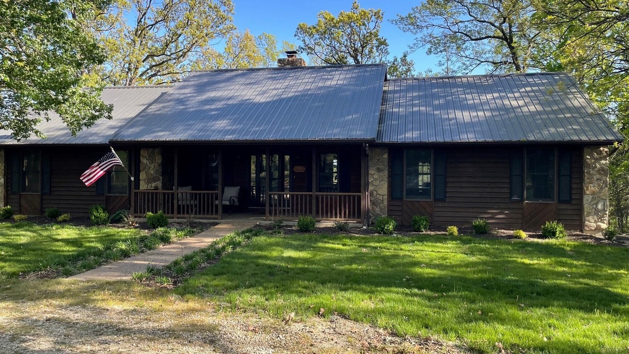 Photo of Outdoor in Linn