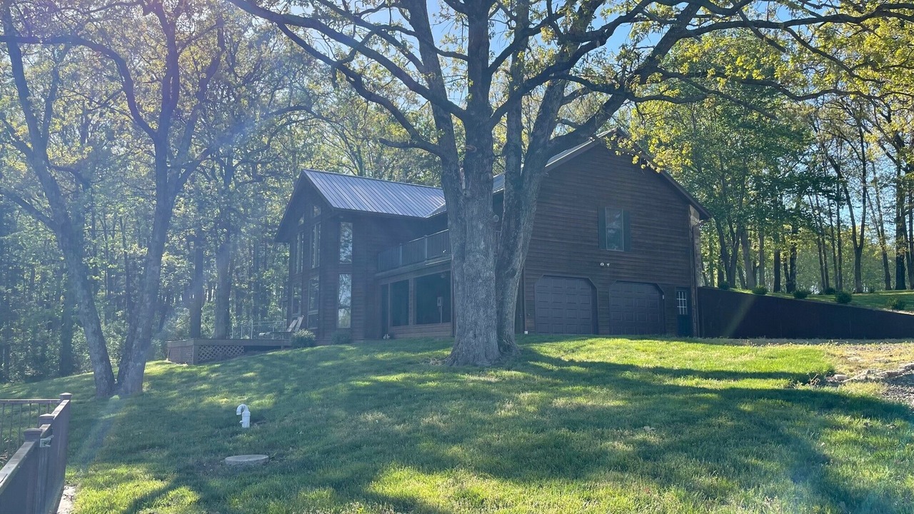 Photo of Outdoor in Linn