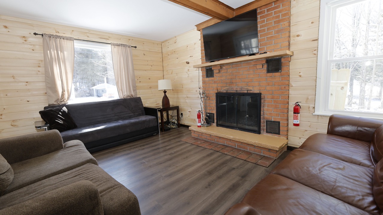 Photo of Livingroom in Tannersville
