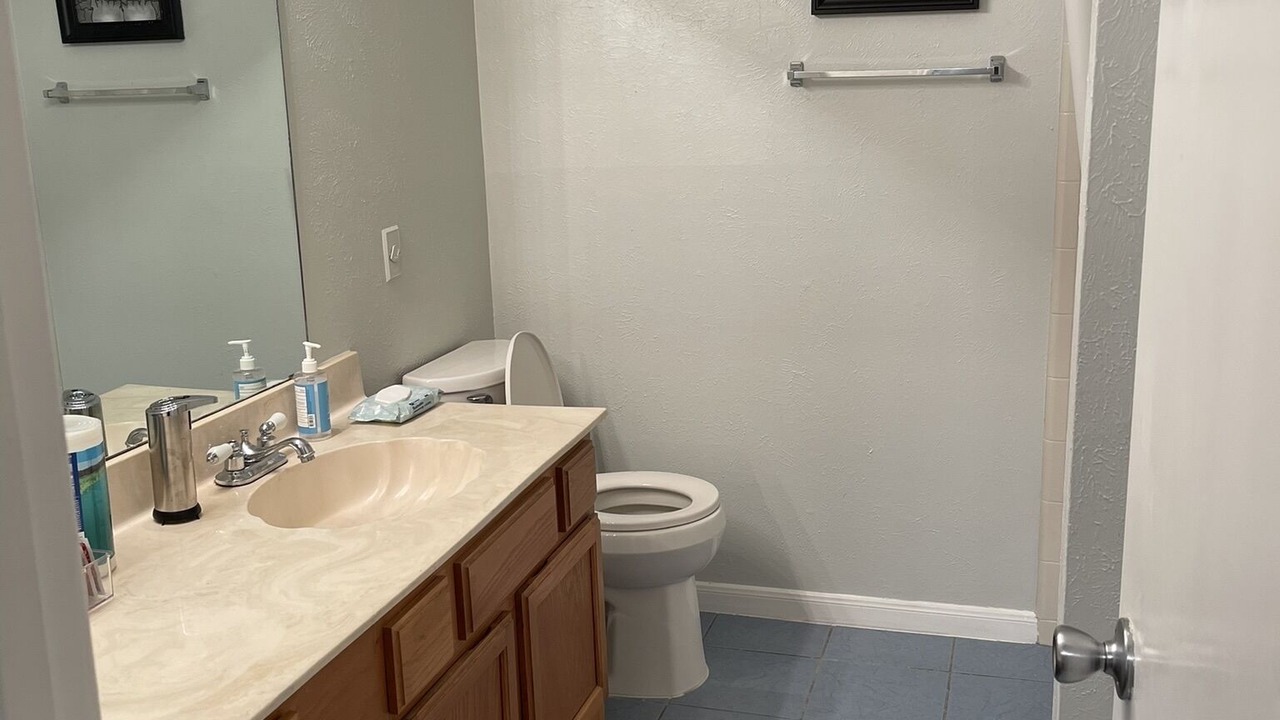 Photo of Bathroom in Woodlake - Briar Meadow