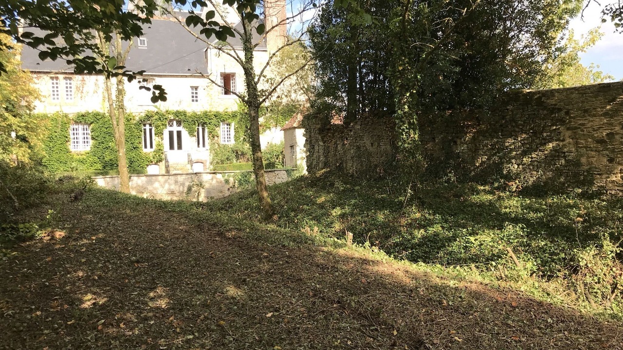 Photo of Outdoor in Essay