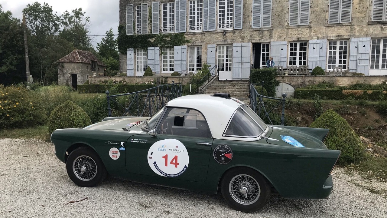 Photo of Outdoor in Essay