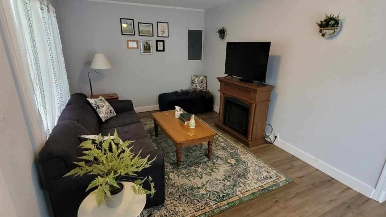 Photo of Livingroom in Stow