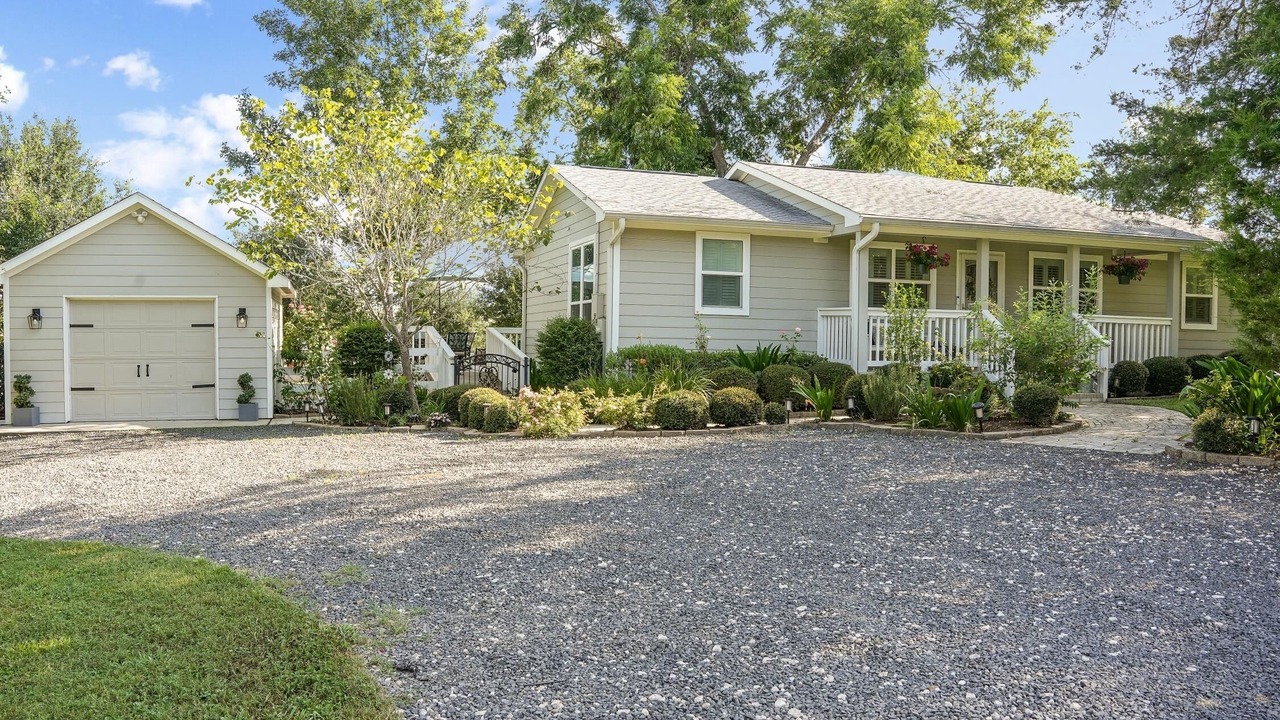 Photo of Outdoor in Montgomery