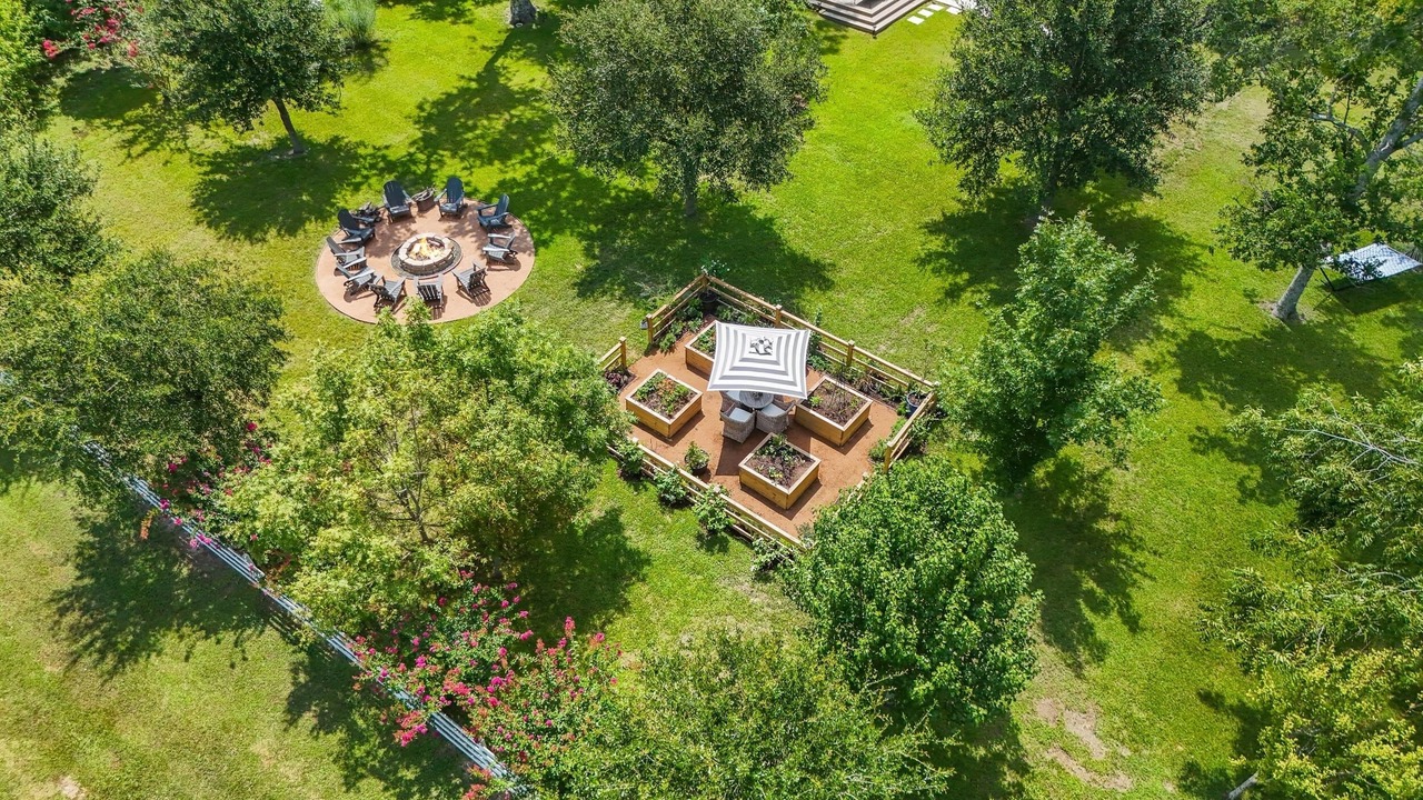 Photo of Outdoor in Montgomery