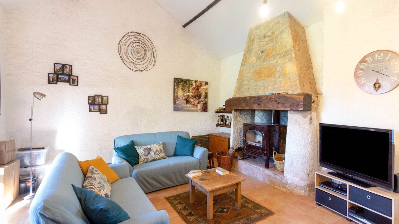 Photo of Livingroom in Montcabrier