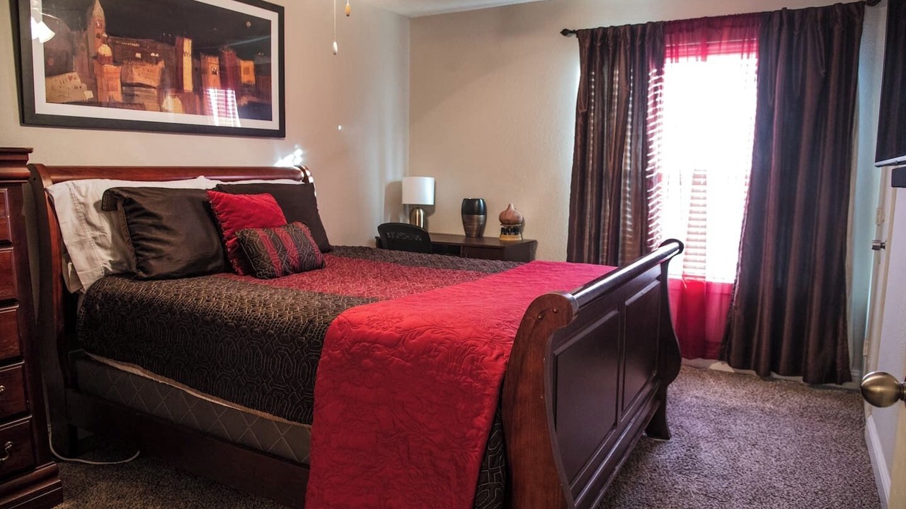 Photo of Bedroom in Addison
