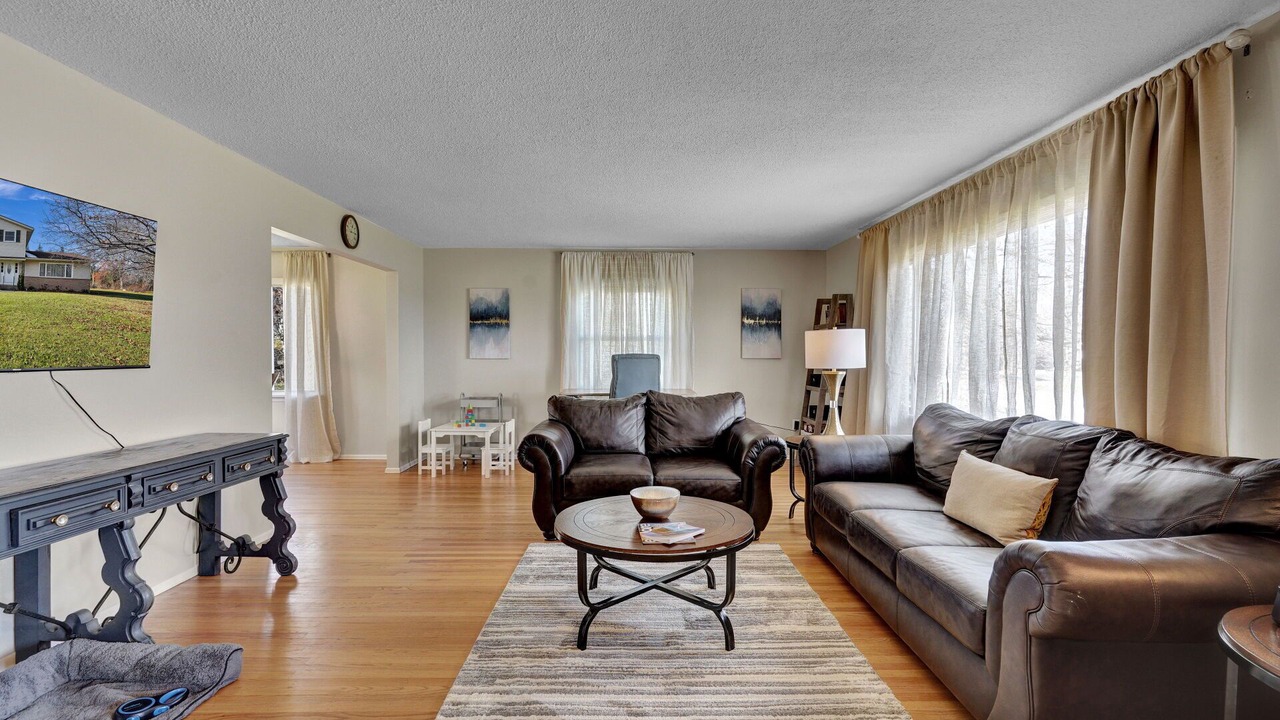 Photo of Livingroom in Rochester