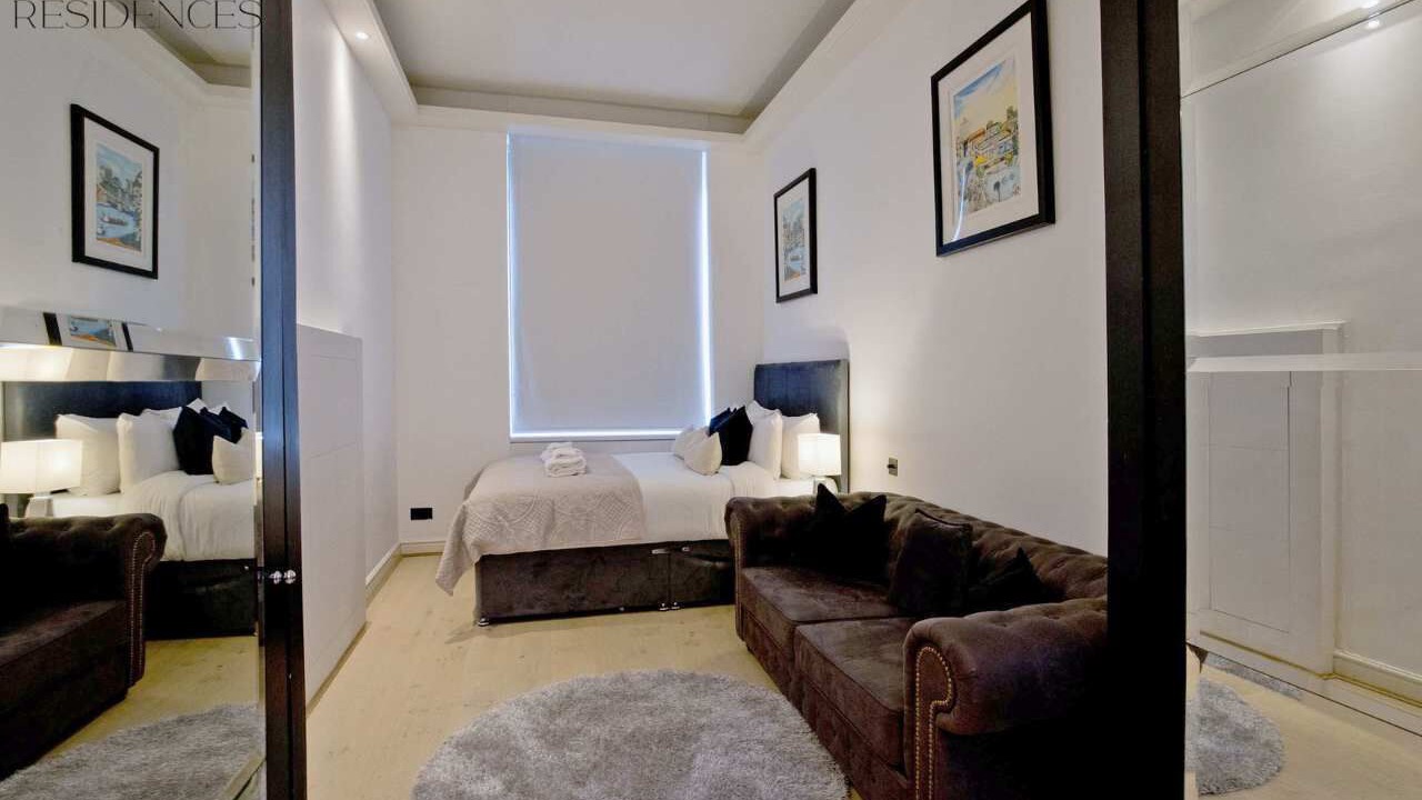 Photo of Others in Brompton & Hans Town