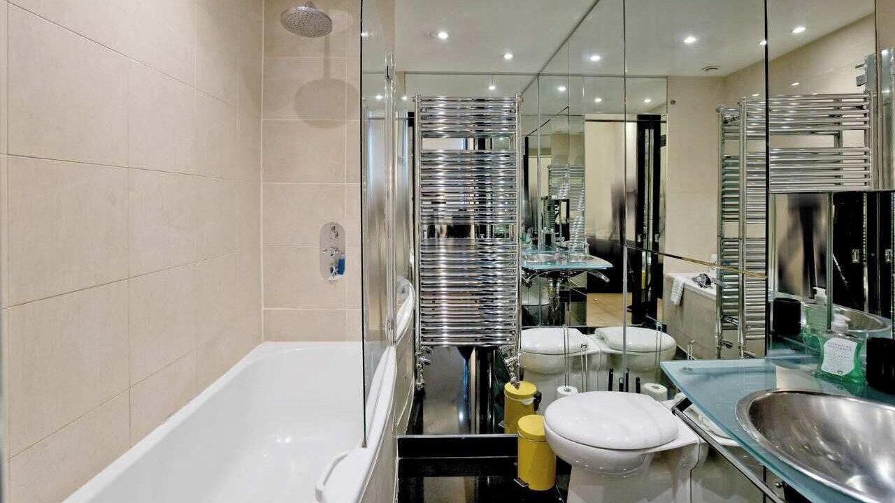 Photo of Bathroom in Brompton & Hans Town