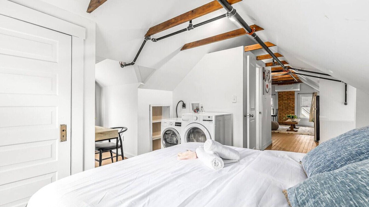 Photo of Bedroom in Detroit