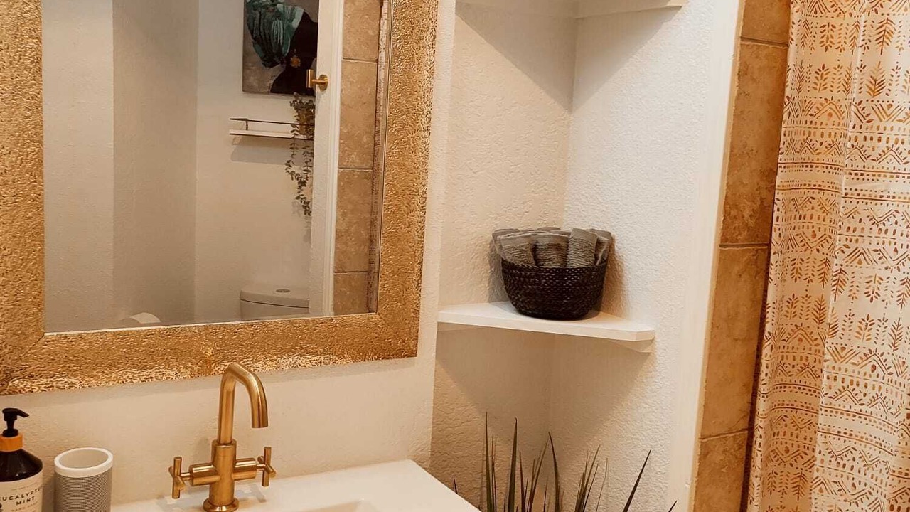 Photo of Bathroom in Wells Branch