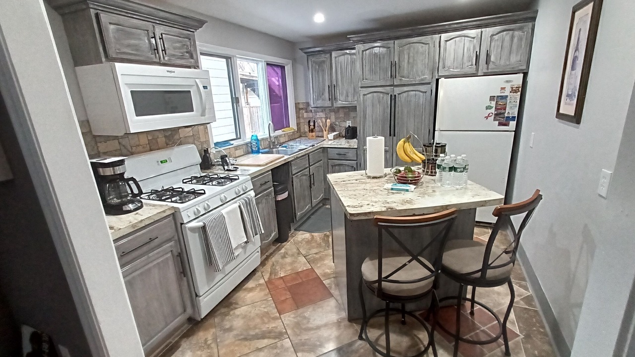 Photo of Kitchen in Front Park