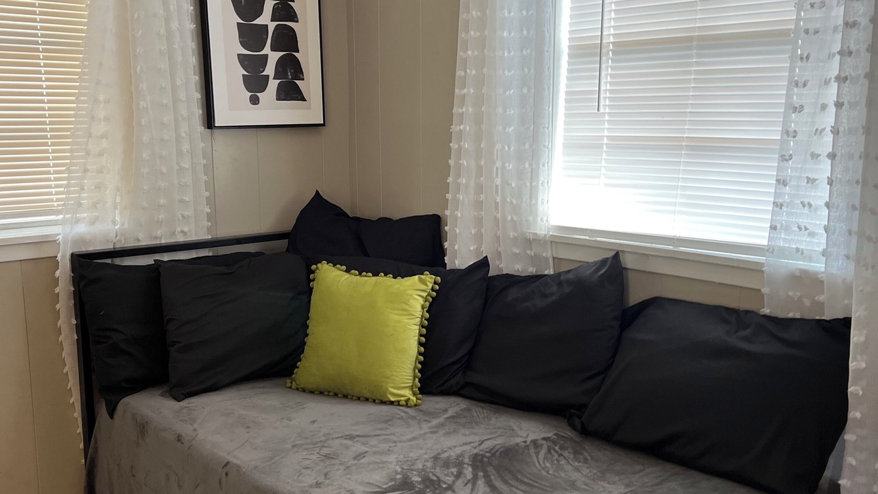 Photo of Bedroom in Del Mar