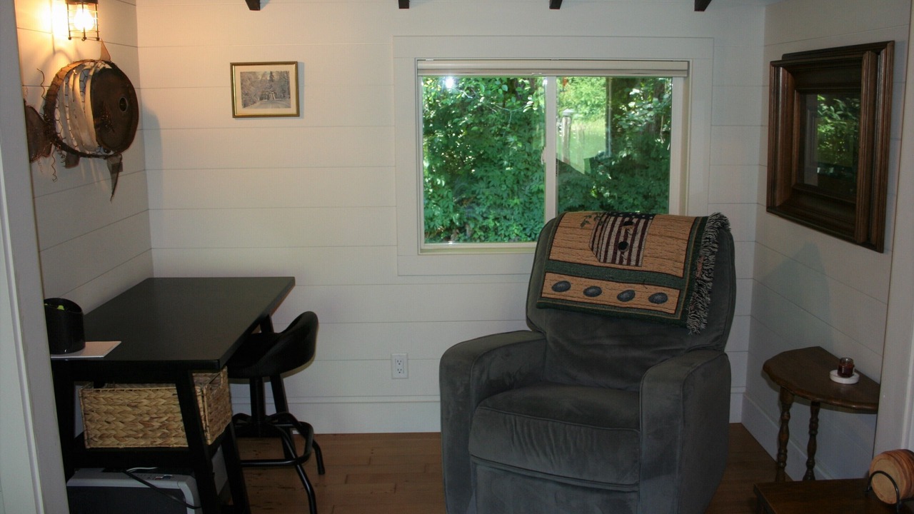 Photo of Bedroom in Mapleton