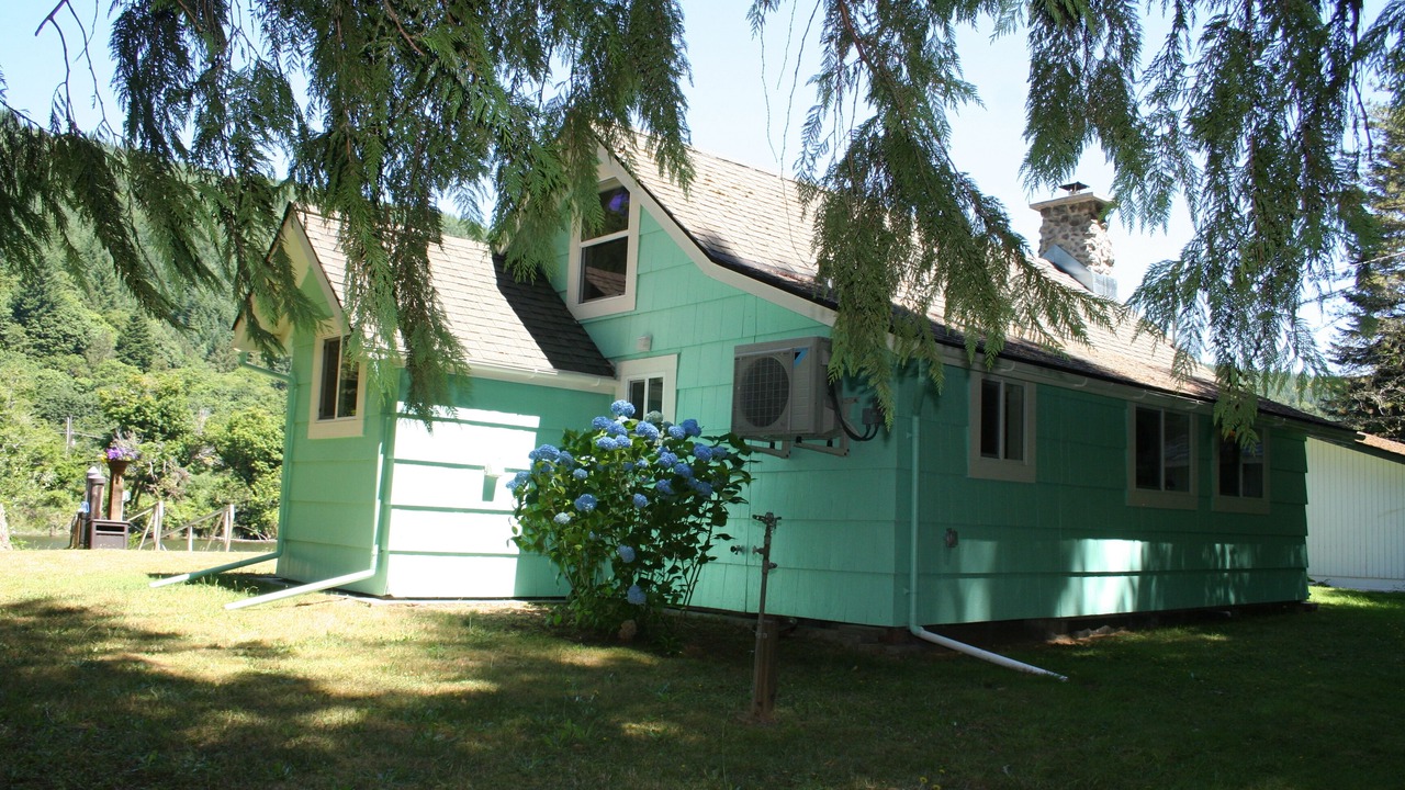 Photo of Others in Mapleton