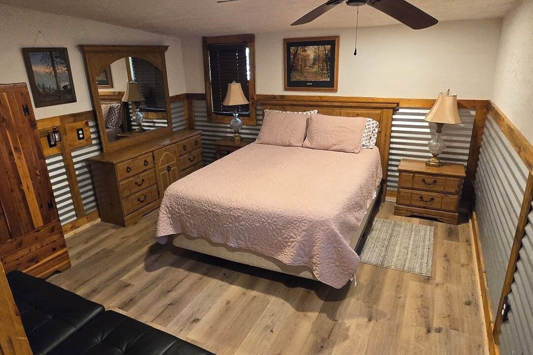 Photo of Bedroom in Hubbard Lake