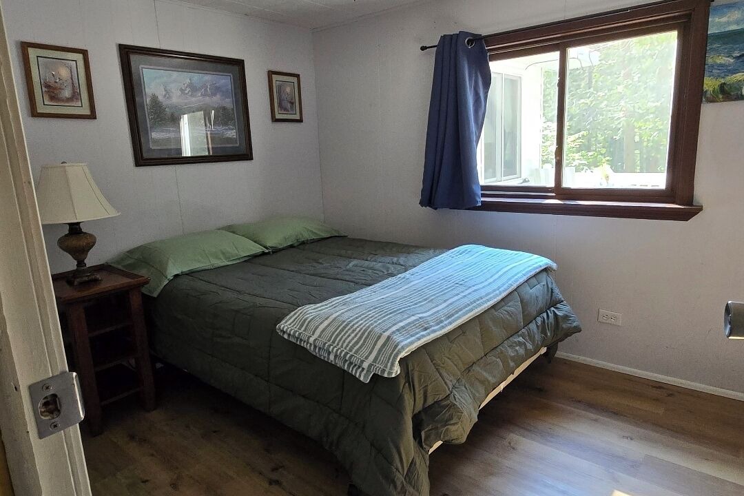 Photo of Bedroom in Hubbard Lake