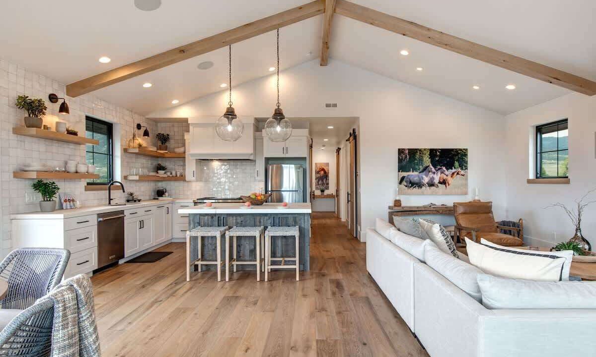Photo of Livingroom in Kamas