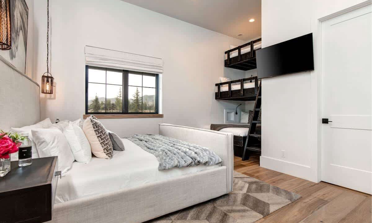 Photo of Bedroom in Kamas