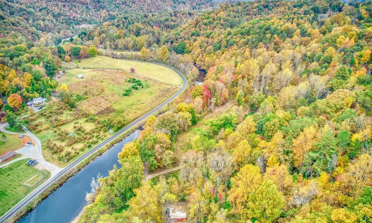 Photo of Outdoor in Cullowhee