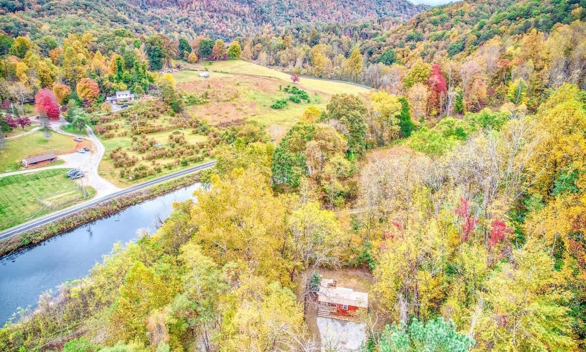 Photo of Outdoor in Cullowhee