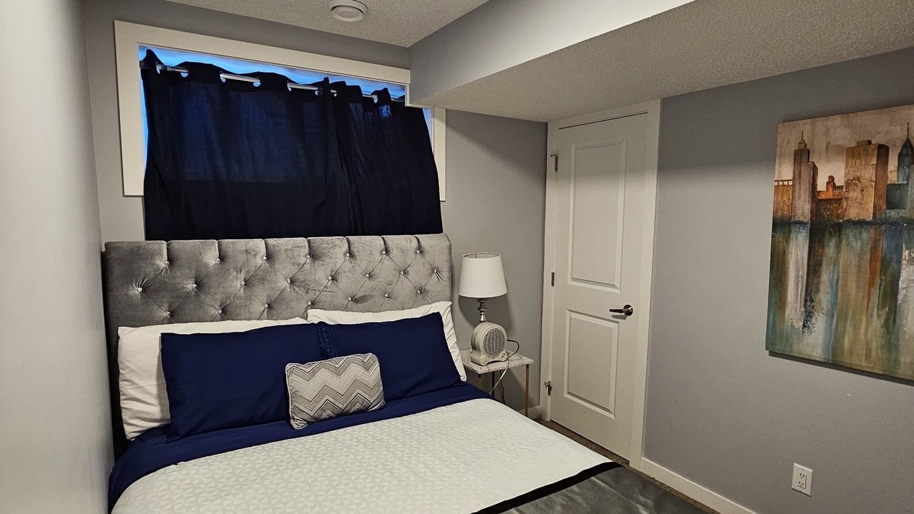 Photo of Bedroom in Evanston