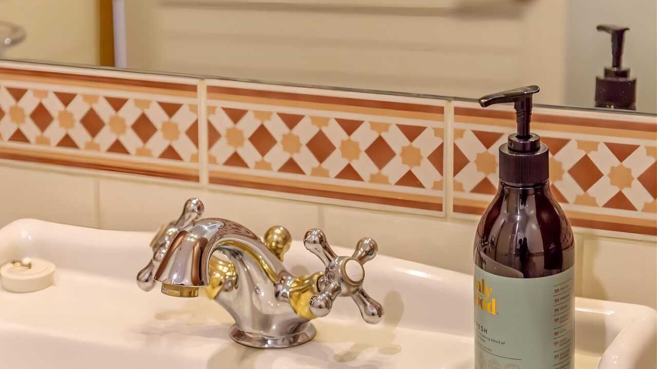 Photo of Bathroom in Auckland Central Business District