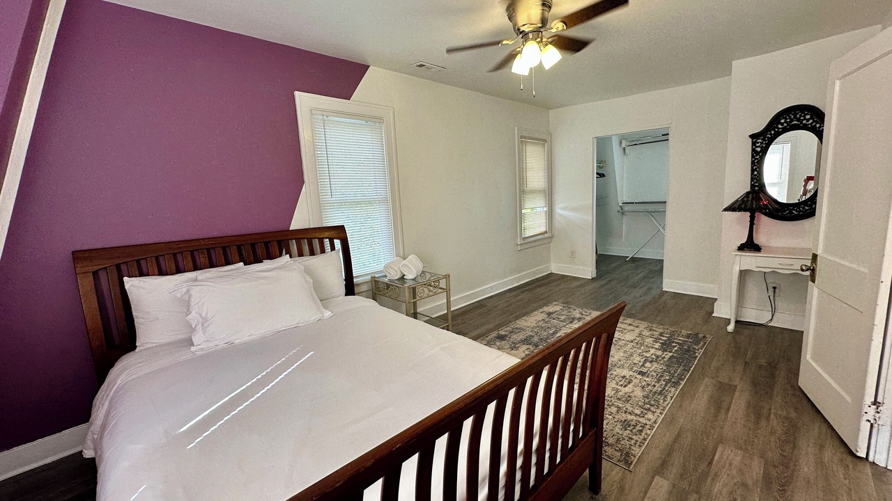 Photo of Bedroom in North Chicago