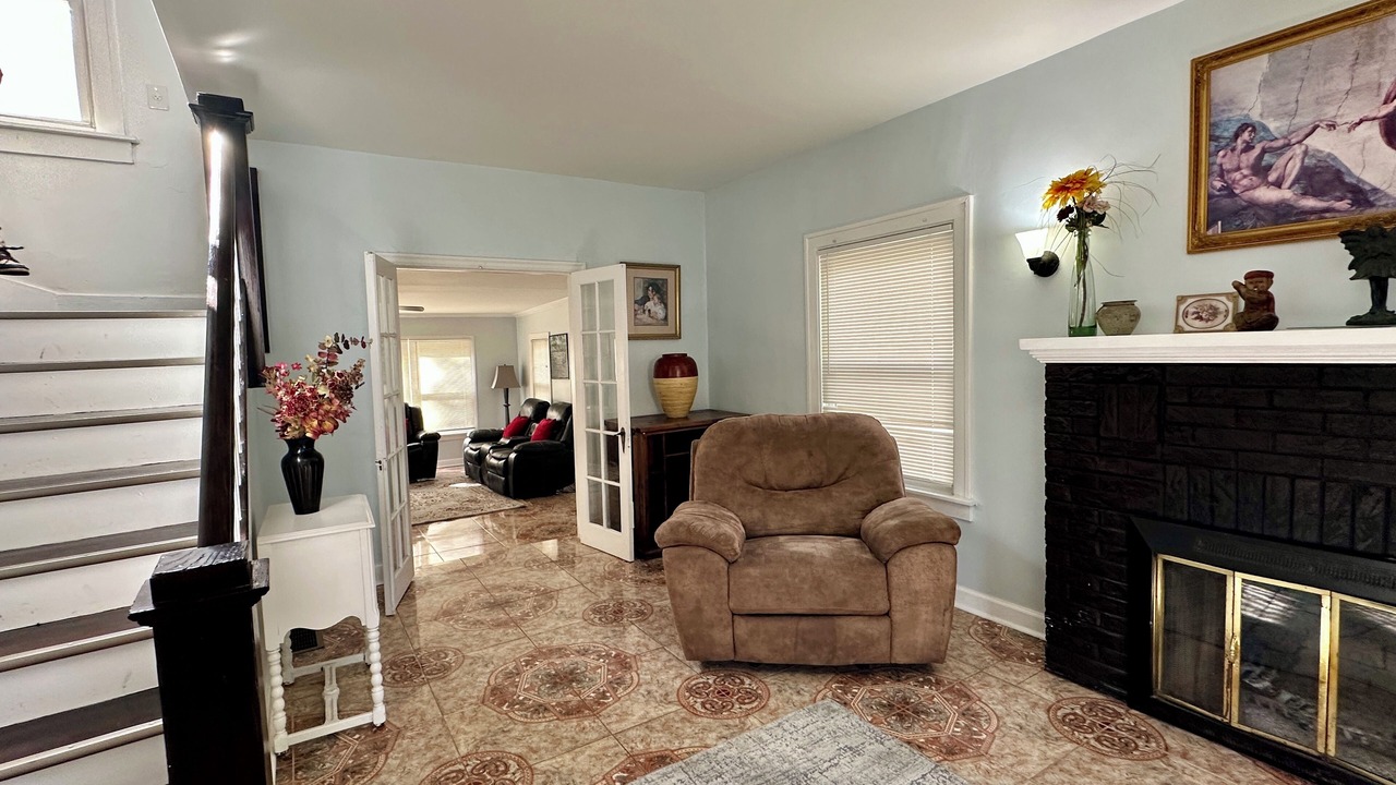 Photo of Livingroom in North Chicago