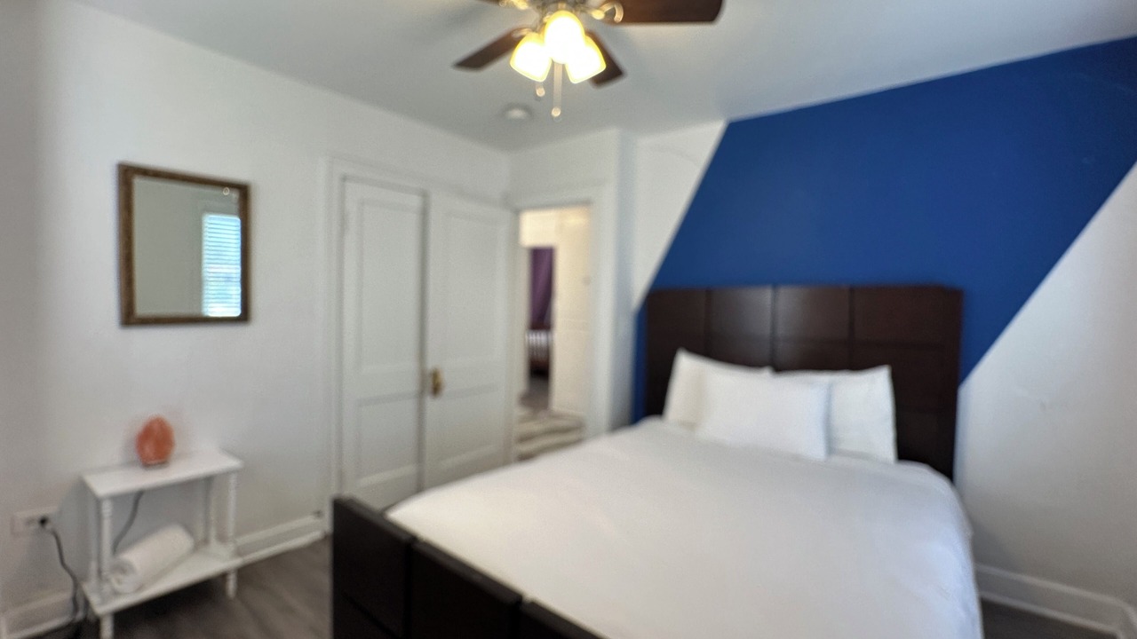 Photo of Bedroom in North Chicago