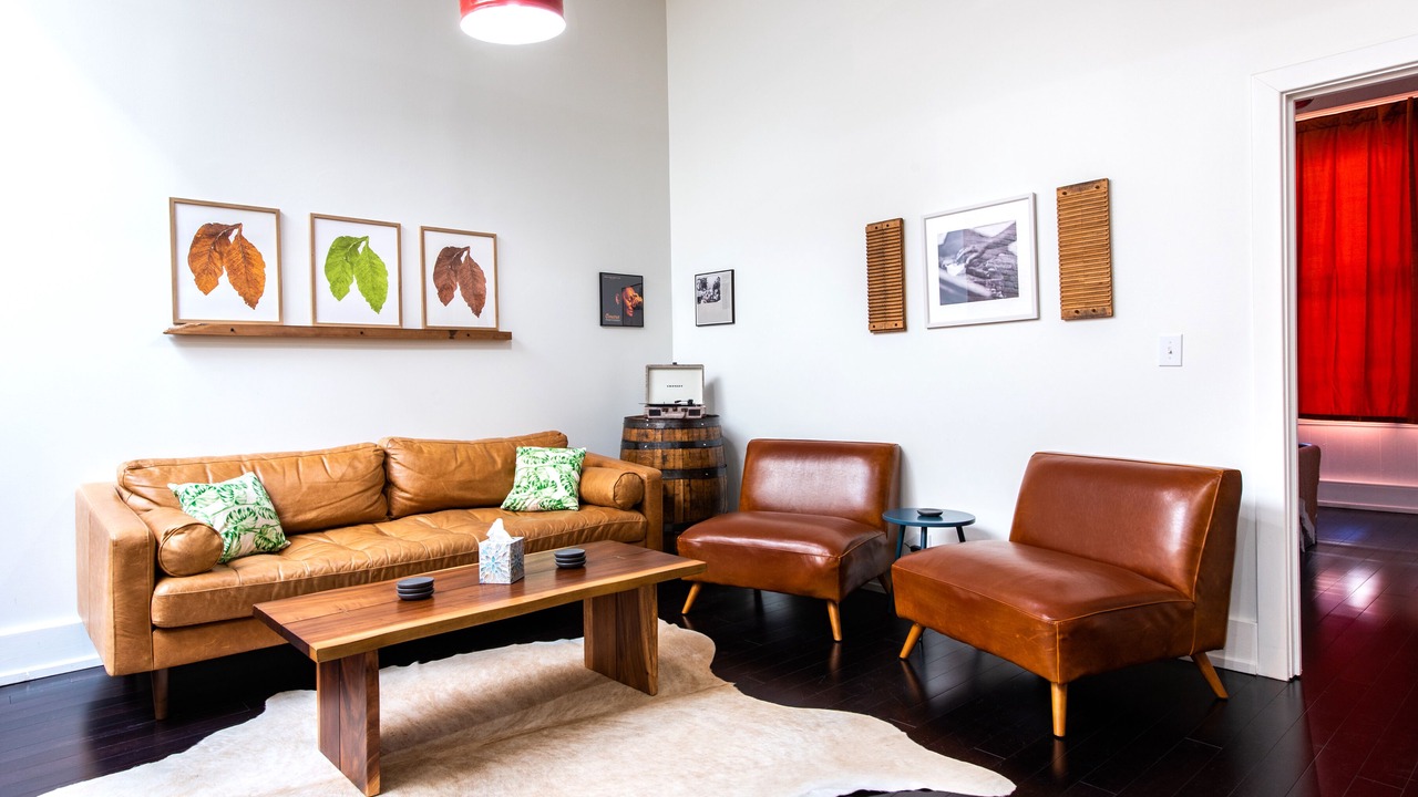 Photo of Livingroom in Downtown Louisville