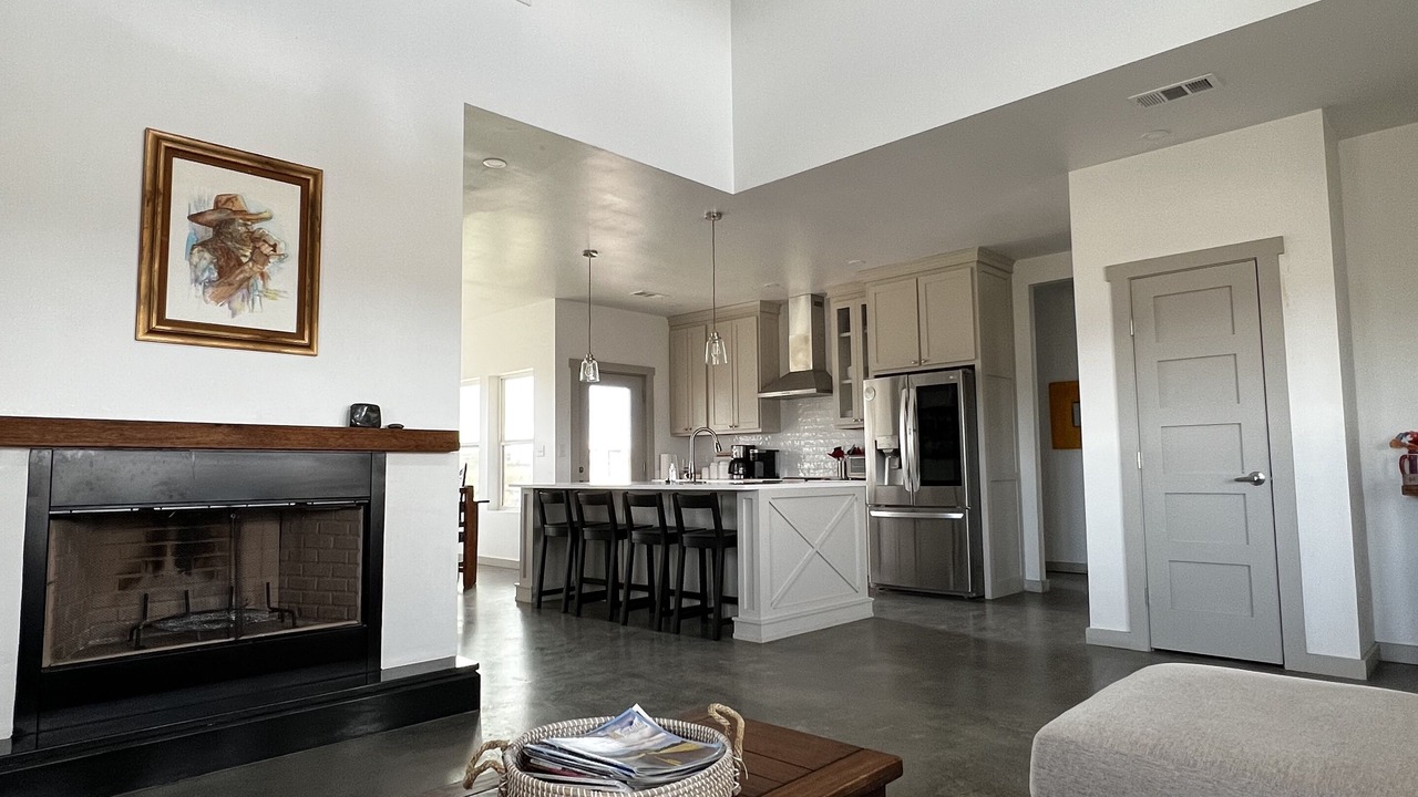 Photo of Livingroom in Fort Davis