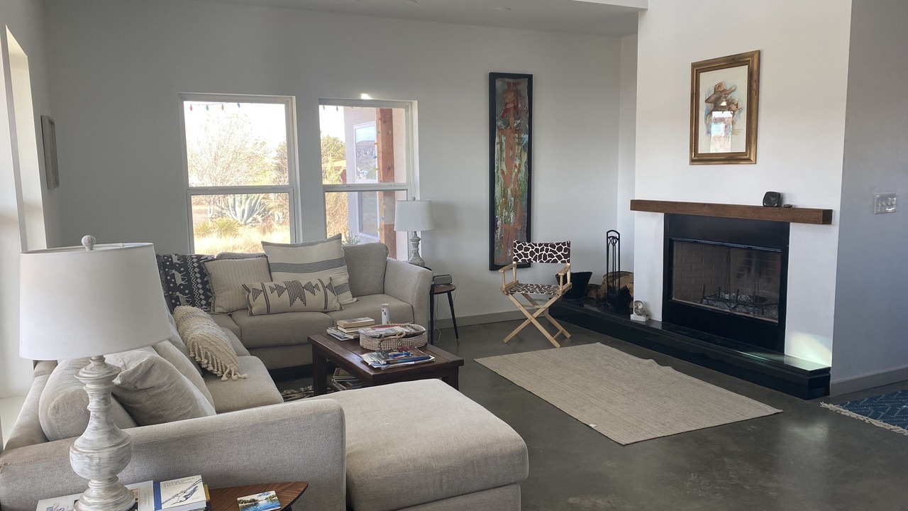 Photo of Livingroom in Fort Davis