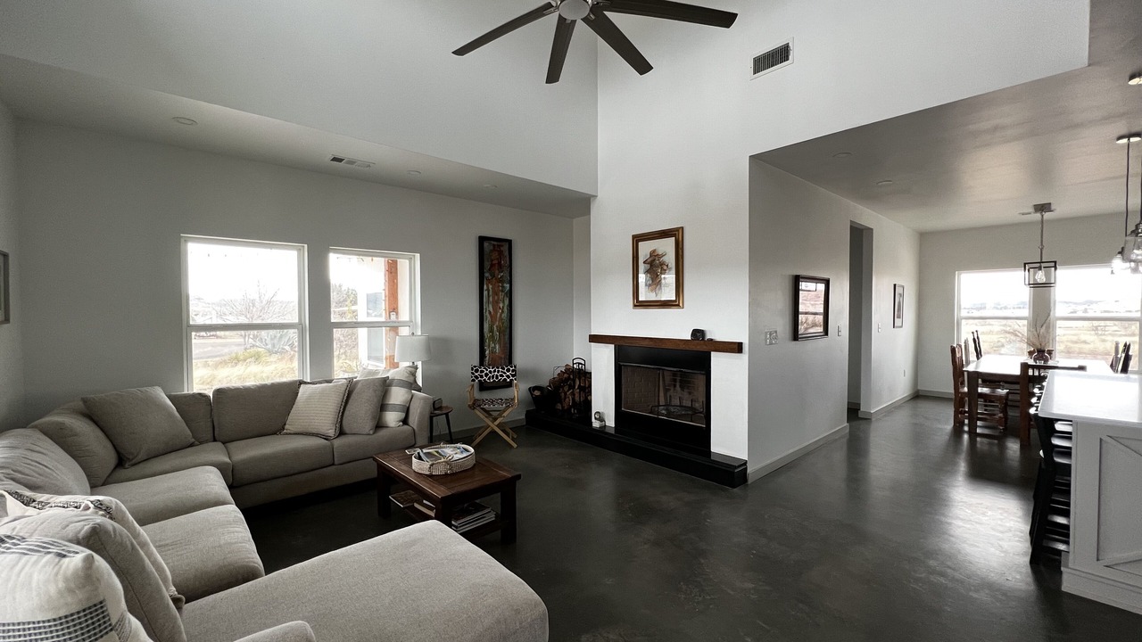 Photo of Livingroom in Fort Davis