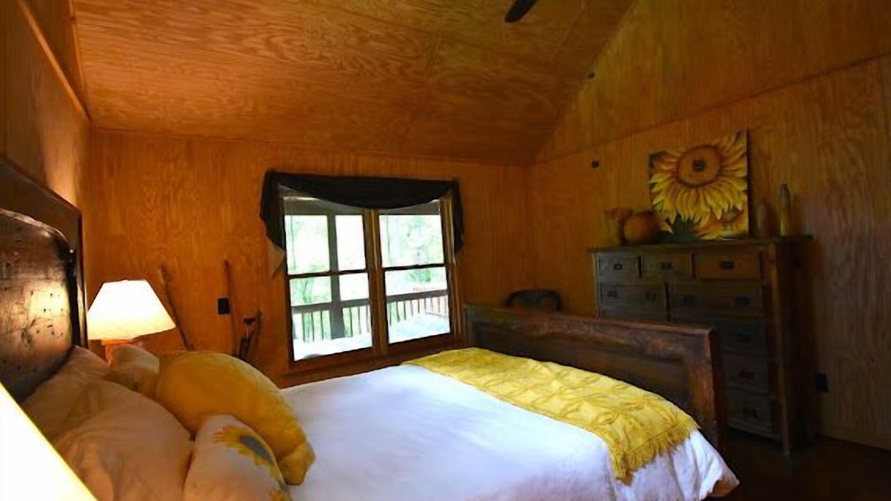 Photo of Bedroom in Morganton