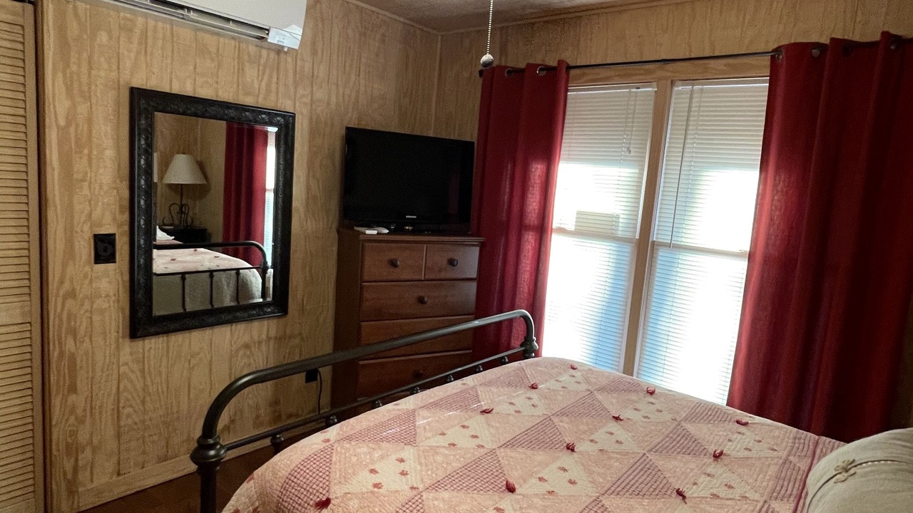 Photo of Bedroom in Morganton