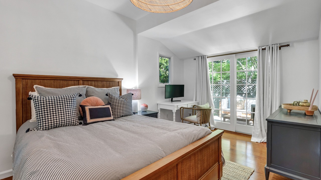 Photo of Bedroom in Yountville