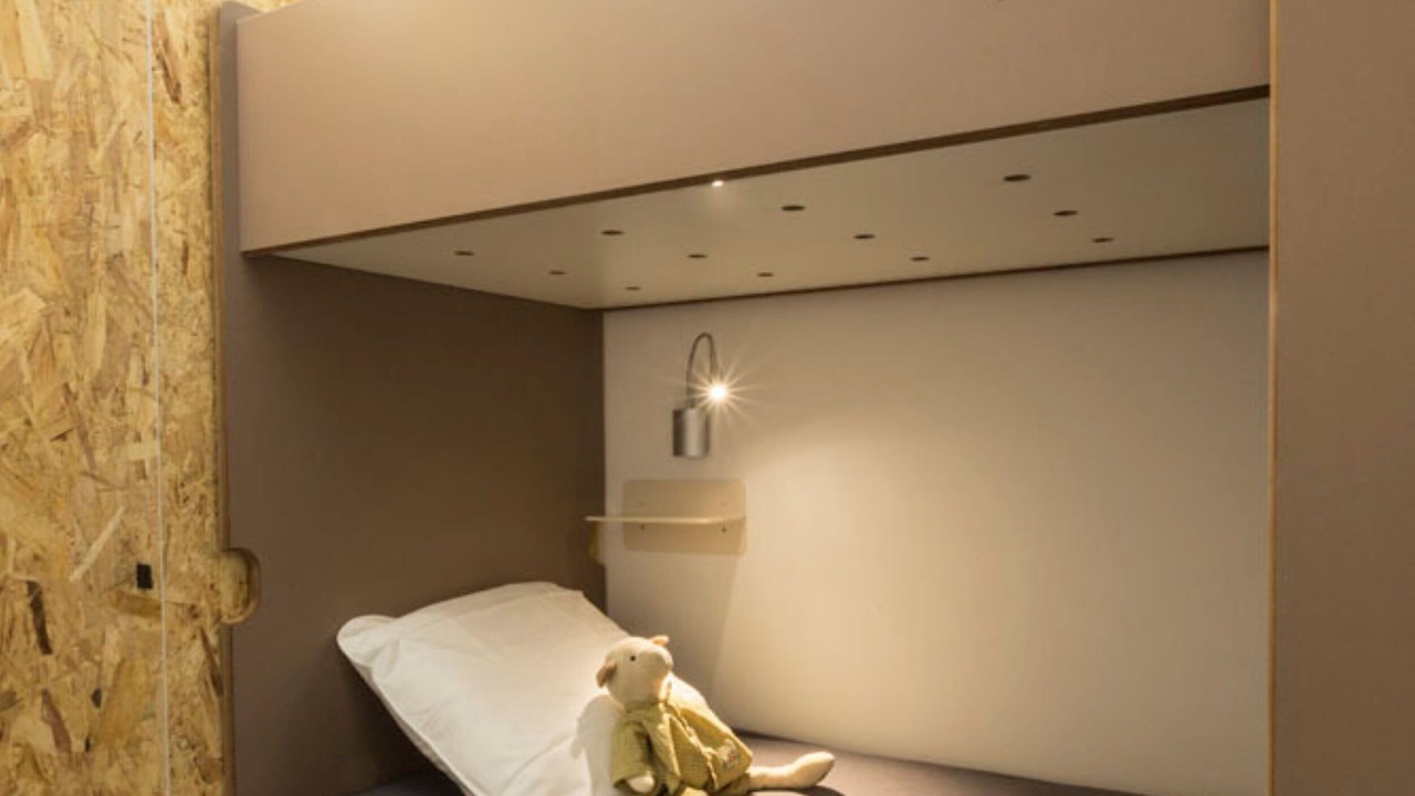 Photo of Bedroom in Arc-2000
