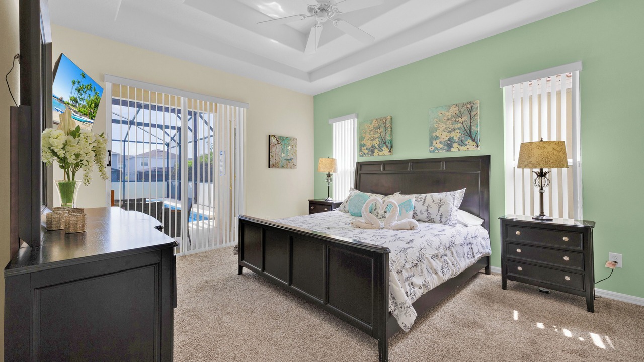 Photo of Bedroom in Lake Davenport Estates