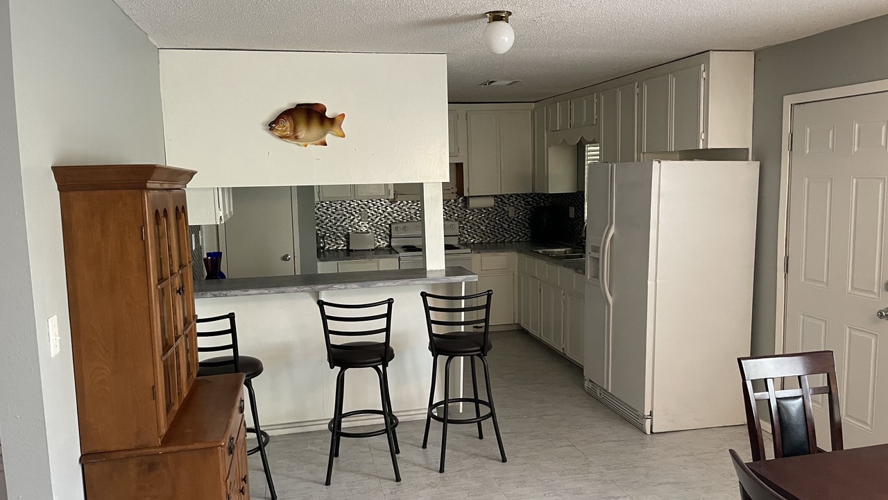 Photo of Kitchen in Pledger