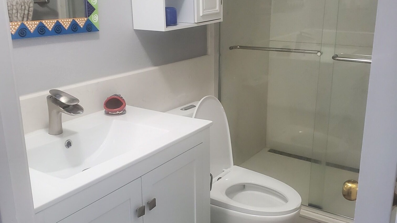 Photo of Bathroom in Anglers Park