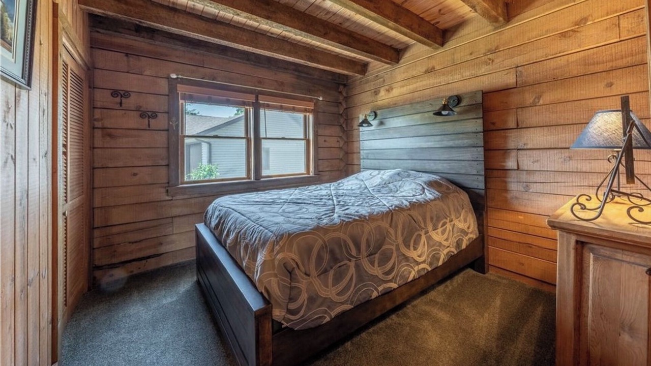 Photo of Bedroom in Put-in-Bay