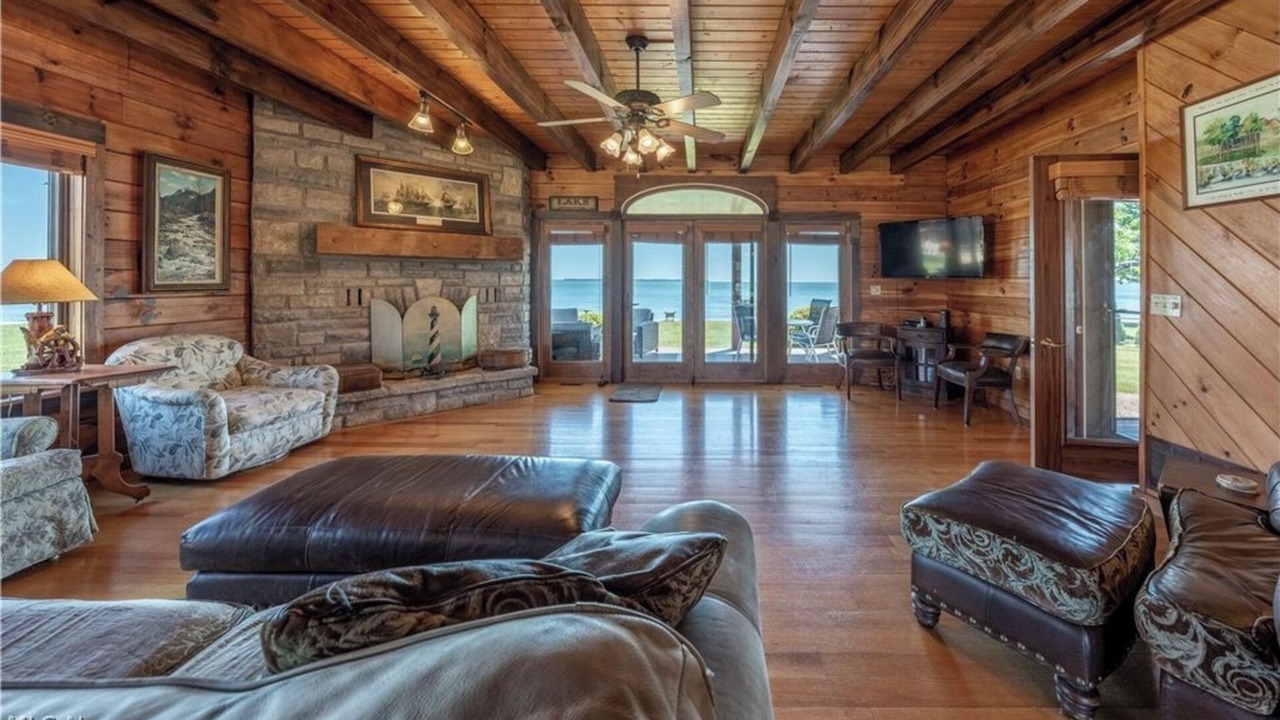 Photo of Livingroom in Put-in-Bay