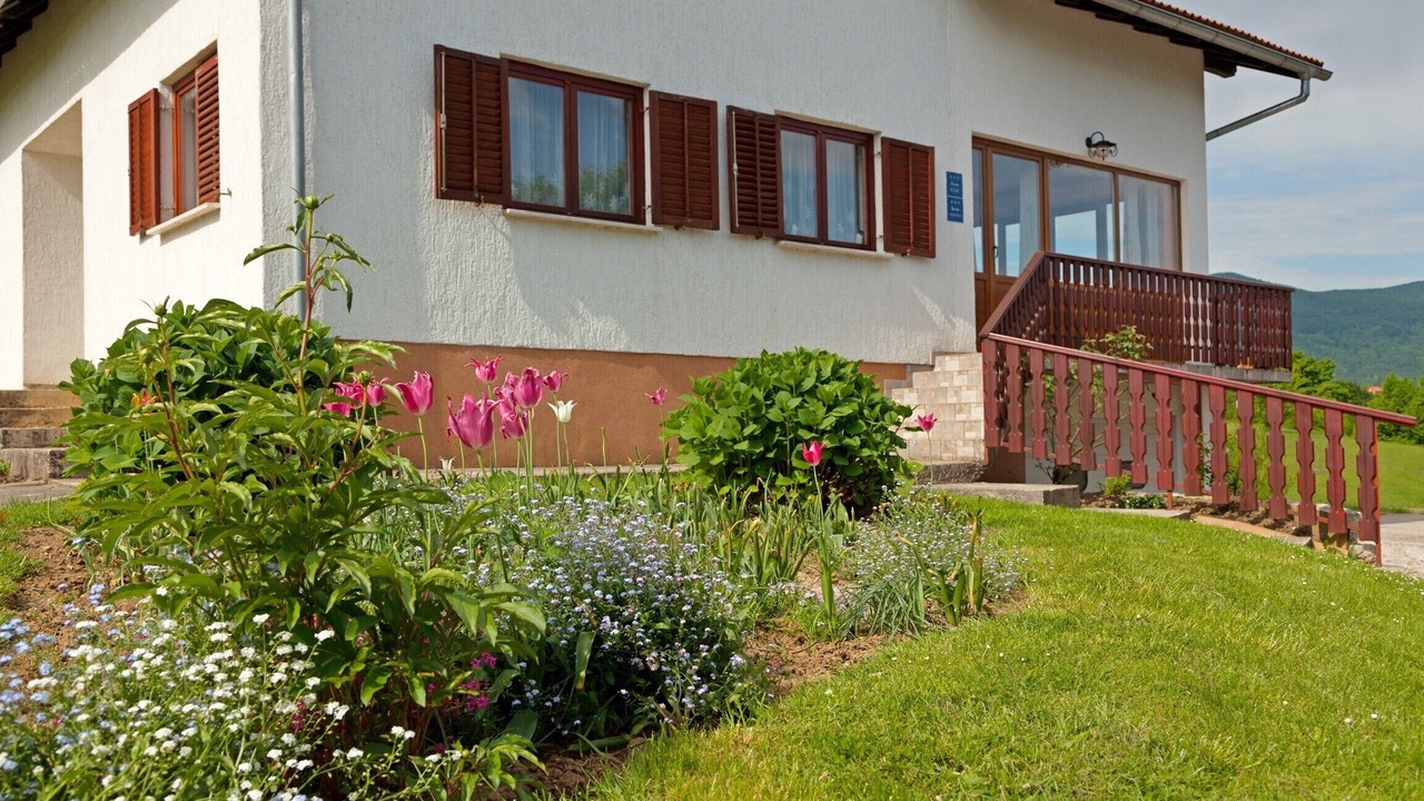 Photo of Outdoor in Catrnja