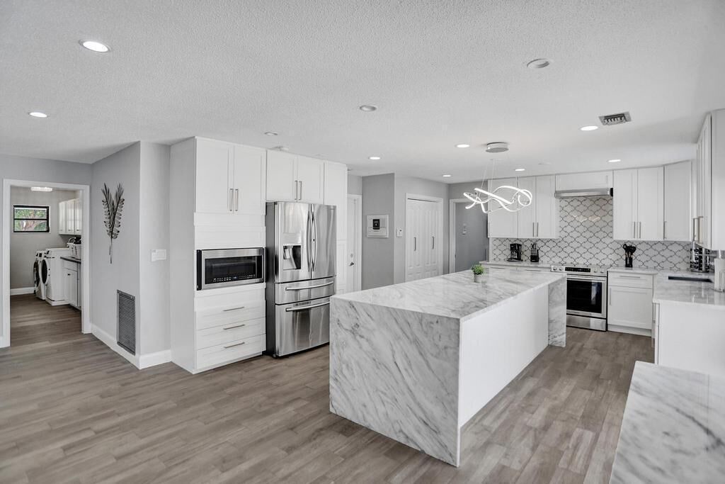 Photo of Kitchen in Survey Creek